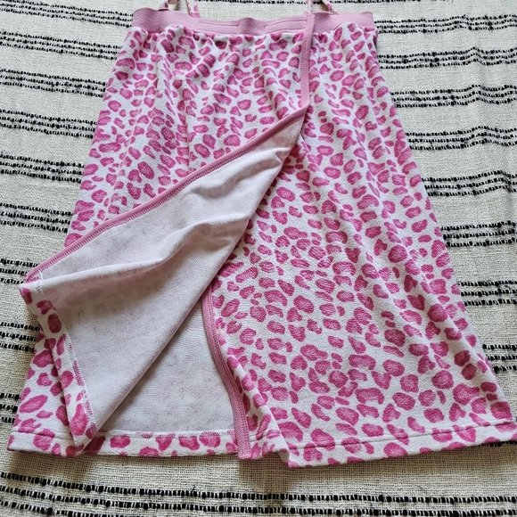 OP Pink and White Leopard Print Terry Bath Towel Wrap - Picture 4 of 11